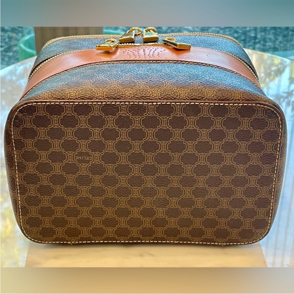 Celine Vintage Macadam Vanity, double compartment, brown/tan leather trim, EUC - Picture 8 of 16